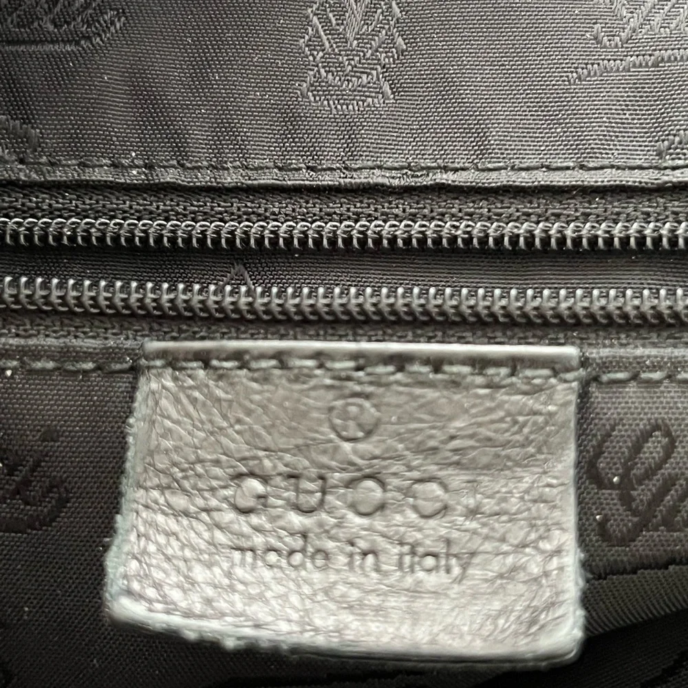 💎AUTHENTIC GUCCI GUCCISSIMA LARGE BLACK LEATHER BAG WITH GOLD HARDWARE💎 - Picture 13 of 14